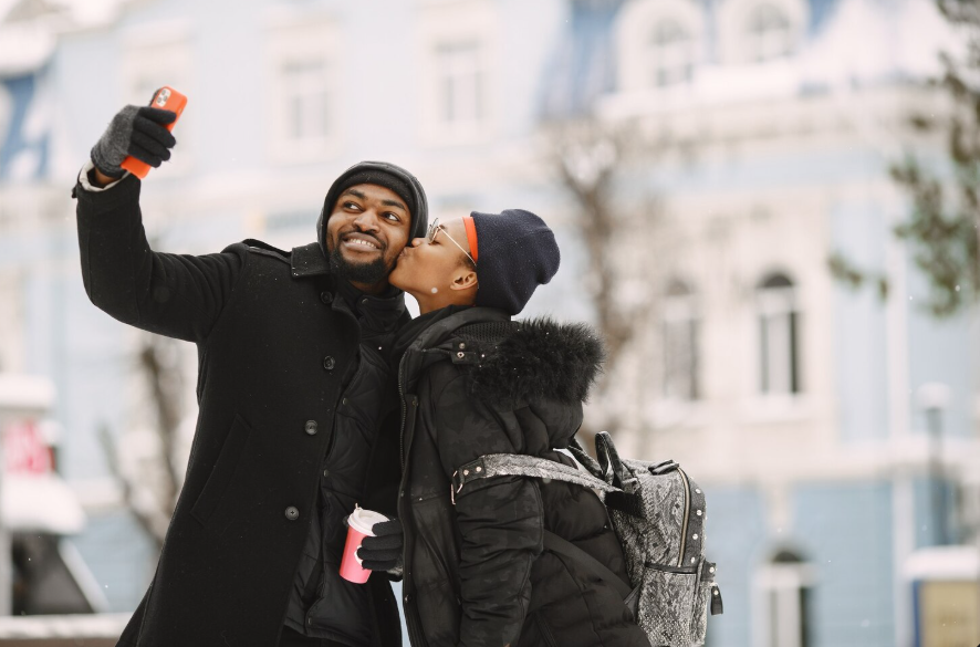 How to Japa With Love This Valentine: Turn Your Japa Plans Into a Romantic Getaway on a Budget